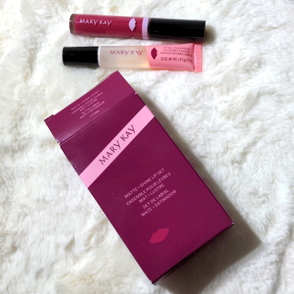 Lip Set